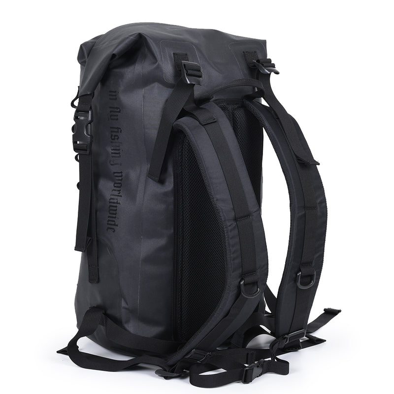 Der Aqua Day Pack ist ein absolut wasserdichter Rucksack für Ihren Tagesausflug zu einem Angelziel.